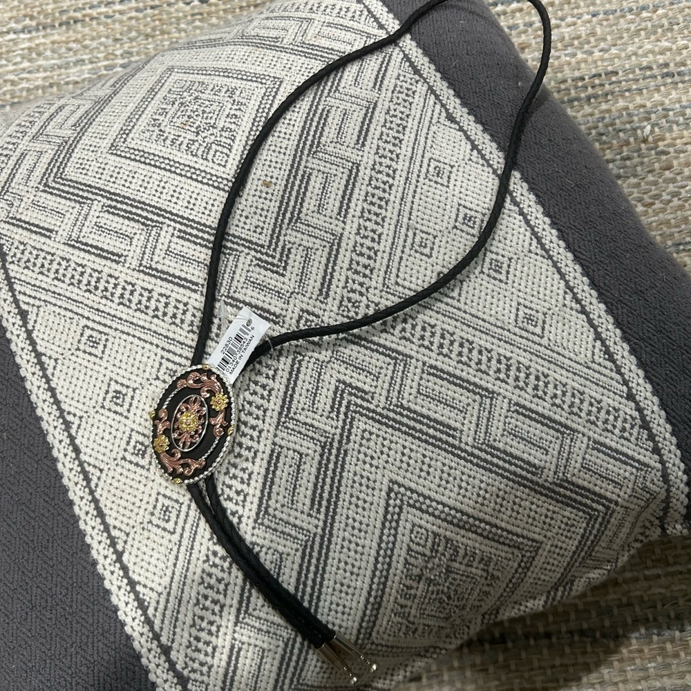 Black and Gold Bolo Tie